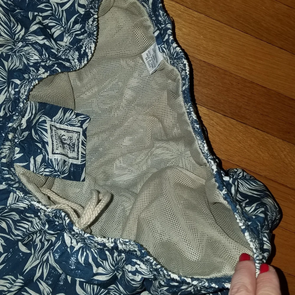 Roundtree & Yorke swim trunks. Palm leaves